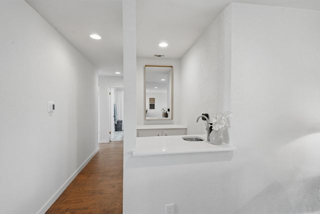 5123 Fairway Circle, Granbury, TX 76049