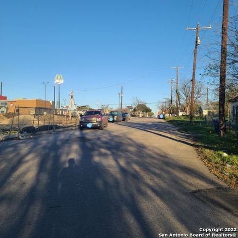 2602 DIGNOWITY AVE, San Antonio, TX 78208