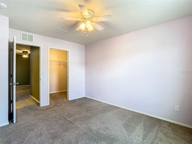 4907 WHITE SANDERLING COURT, Tampa, FL 33619