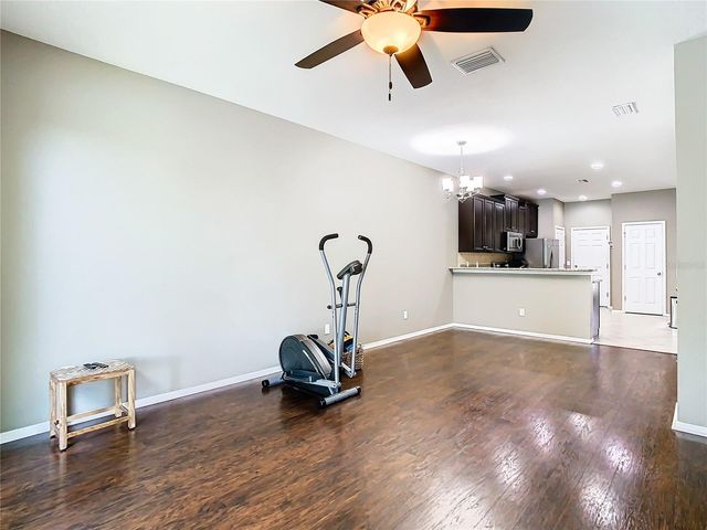 4907 WHITE SANDERLING COURT, Tampa, FL 33619