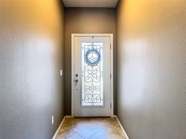 4907 WHITE SANDERLING COURT, Tampa, FL 33619