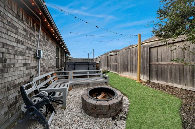 10719 Lacaille Lane, Richmond, TX 77406