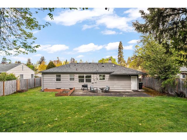12420 Sw DOUGLAS St, Portland, OR 97225