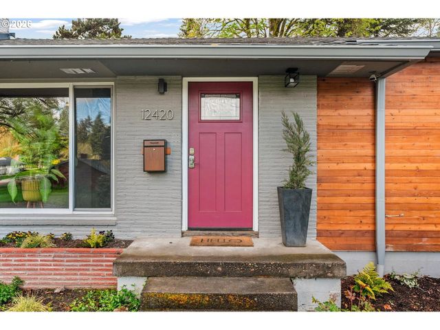 12420 Sw DOUGLAS St, Portland, OR 97225
