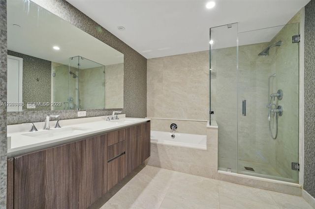 488 NE 18th St 3701, Miami, FL 33132
