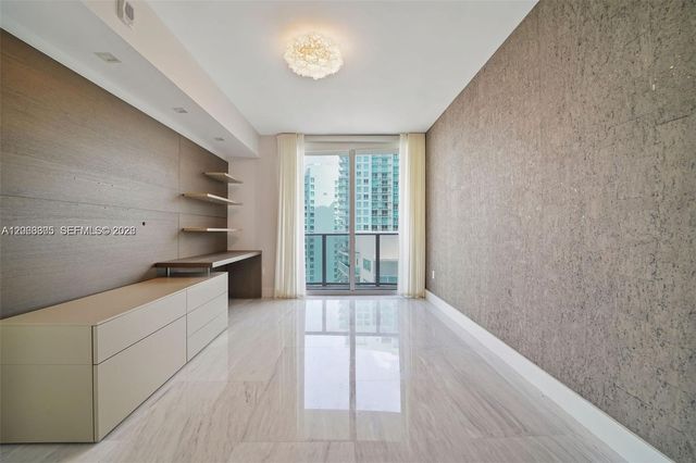 488 NE 18th St 3701, Miami, FL 33132