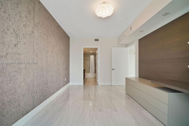 488 NE 18th St 3701, Miami, FL 33132