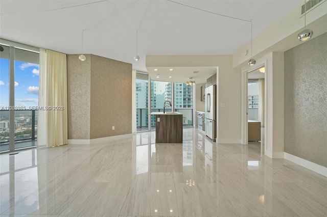 488 NE 18th St 3701, Miami, FL 33132