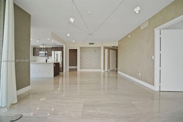 488 NE 18th St 3701, Miami, FL 33132