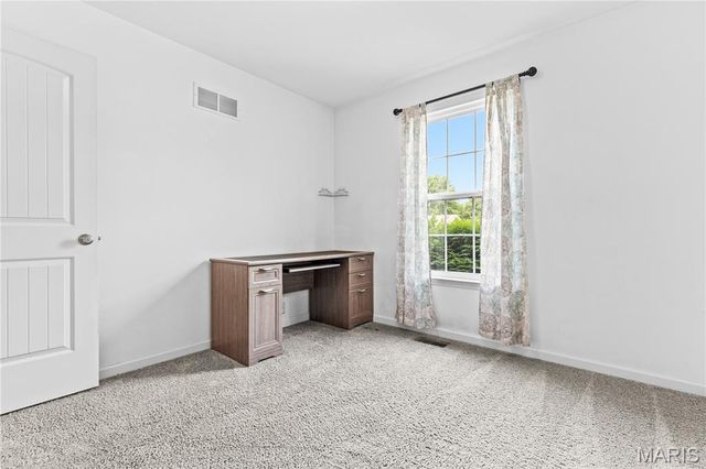 108 Linder Lane, Winfield, MO 63389