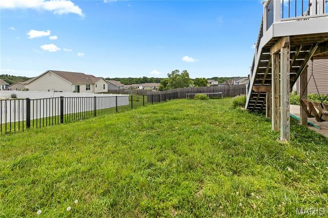 108 Linder Lane, Winfield, MO 63389