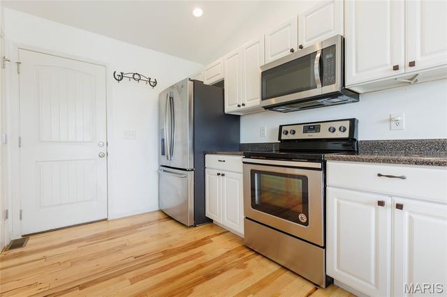 108 Linder Lane, Winfield, MO 63389