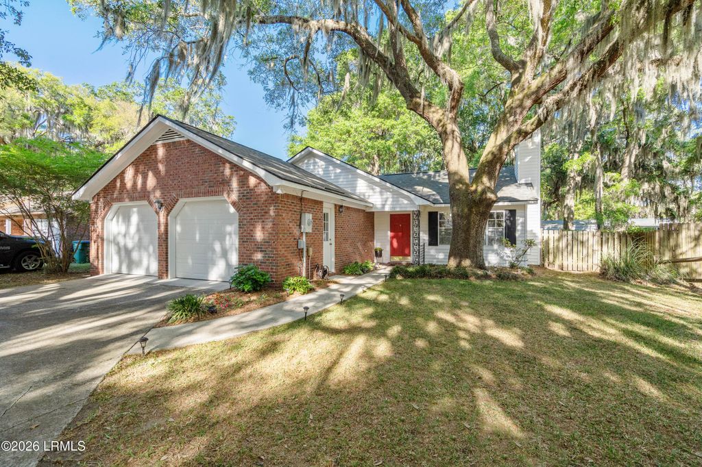 2403 Grinkley Court, Port Royal, SC 29935