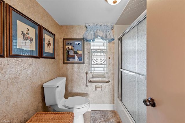 200 Albi RD # 2, Naples, FL 34112