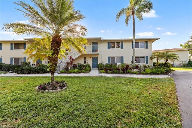 200 Albi RD # 2, Naples, FL 34112
