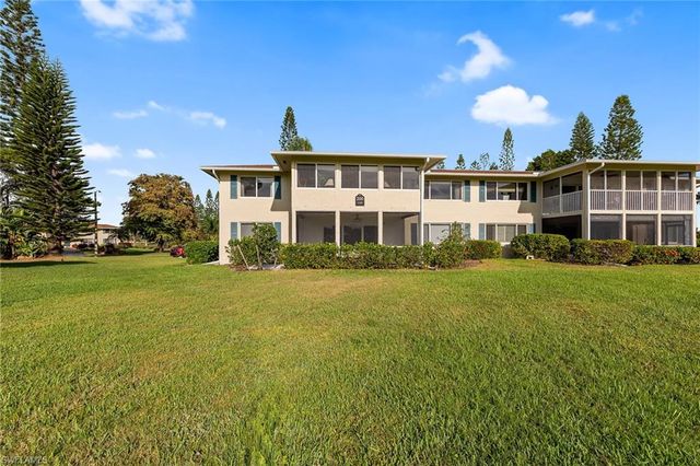 200 Albi RD # 2, Naples, FL 34112