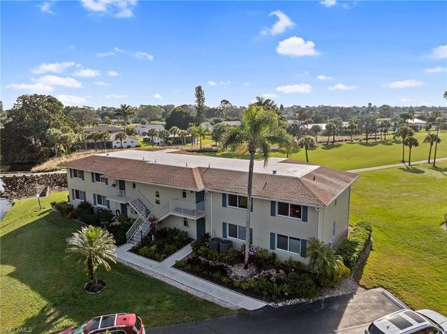 200 Albi RD # 2, Naples, FL 34112