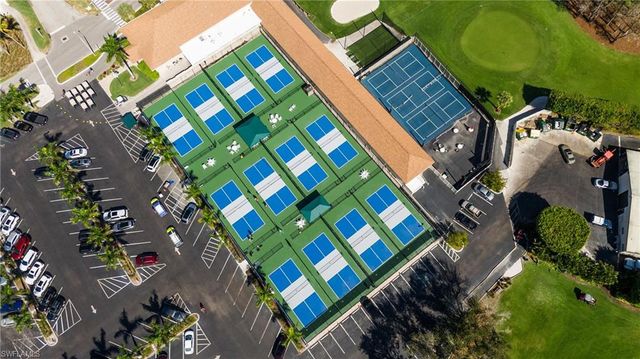 200 Albi RD # 2, Naples, FL 34112