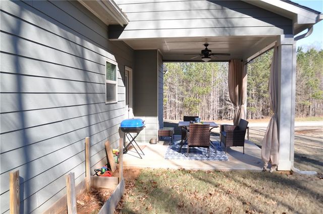 328 Smallwood Lane, Douglasville, GA 30134