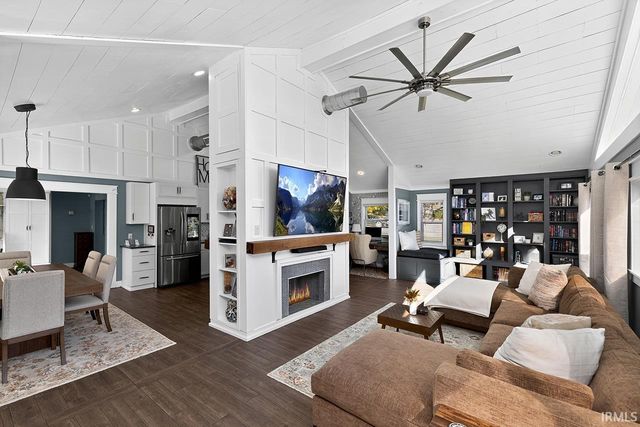 50938 N Shore Drive, Elkhart, IN 46514