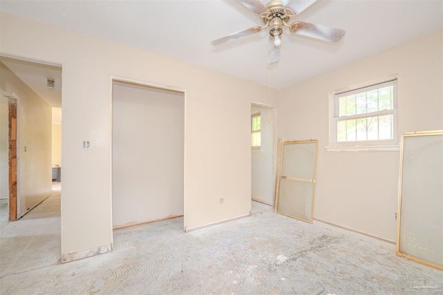 1111 Revere Dr, Pensacola, FL 32505