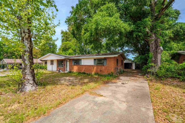 1111 Revere Dr, Pensacola, FL 32505