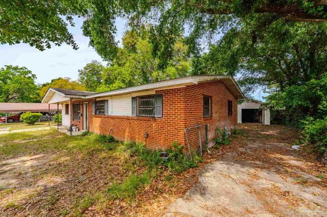 1111 Revere Dr, Pensacola, FL 32505