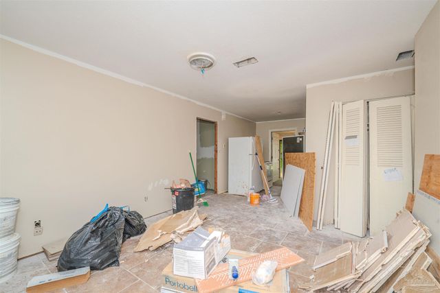 1111 Revere Dr, Pensacola, FL 32505