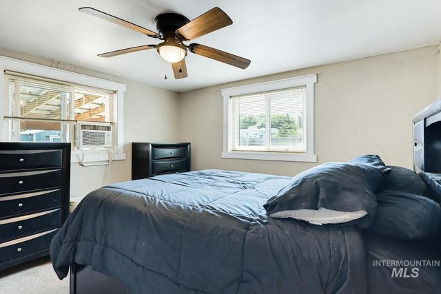 509 E Elgin Street, Caldwell, ID 83605
