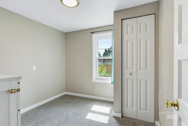 509 E Elgin Street, Caldwell, ID 83605