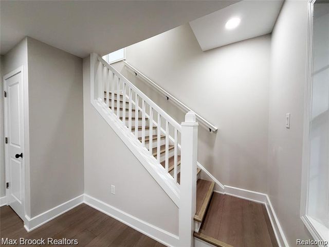 631 Humphrey Avenue, Birmingham, MI 48009