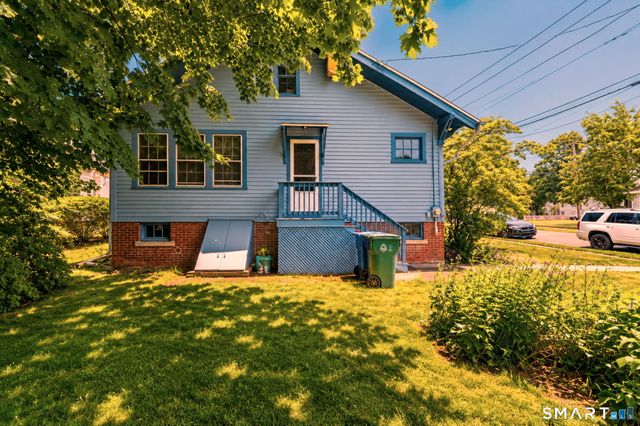 1822 Whitney Avenue, Hamden, CT 06517