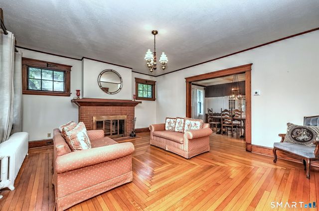 1822 Whitney Avenue, Hamden, CT 06517