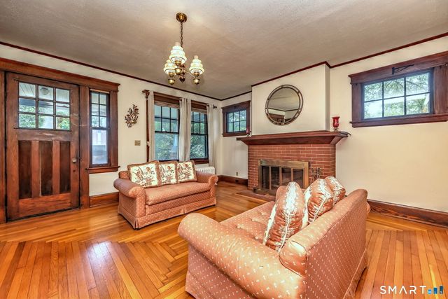 1822 Whitney Avenue, Hamden, CT 06517