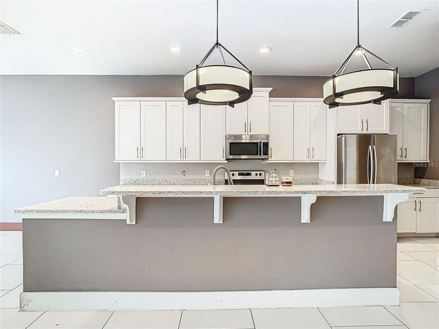 1021 W 25TH STREET, Sanford, FL 32771