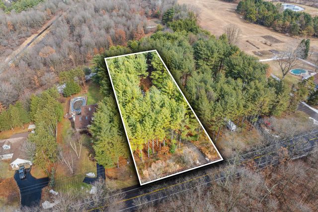 4186 Vanderbilt Avenue, Portage City, MI 49024