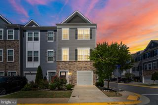 7771 VENICE LN, Severn, MD 21144