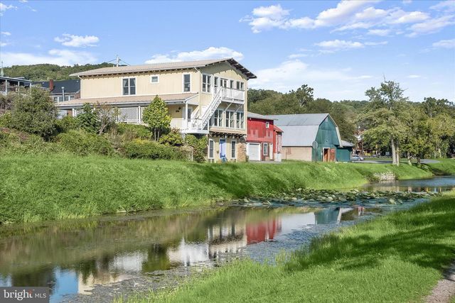 212 TERRACE ST, Hancock, MD 21750