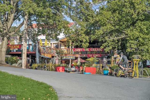 212 TERRACE ST, Hancock, MD 21750