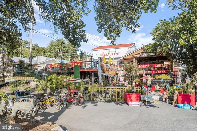 212 TERRACE ST, Hancock, MD 21750