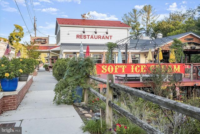 212 TERRACE ST, Hancock, MD 21750