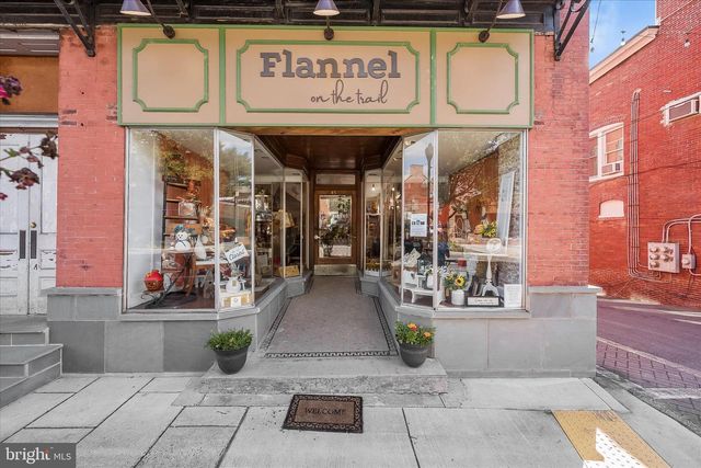 212 TERRACE ST, Hancock, MD 21750