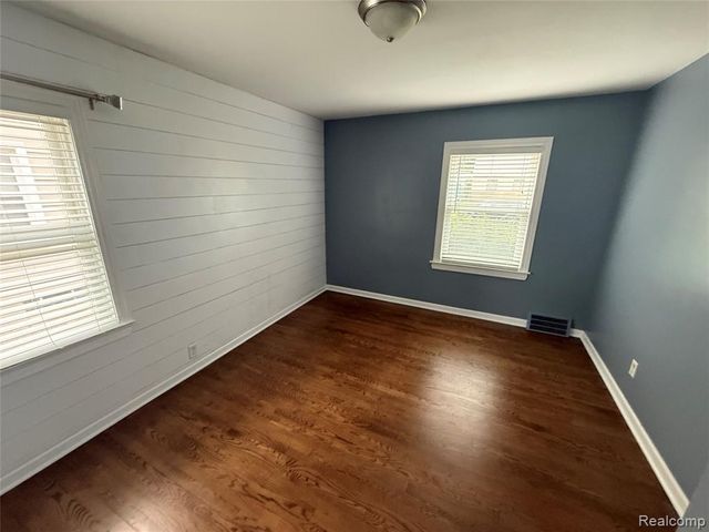 1320 Ferris Avenue, Royal Oak, MI 48067