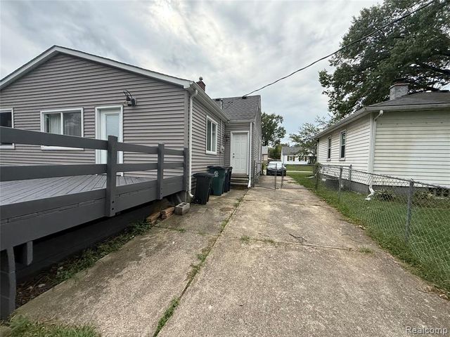 1320 Ferris Avenue, Royal Oak, MI 48067