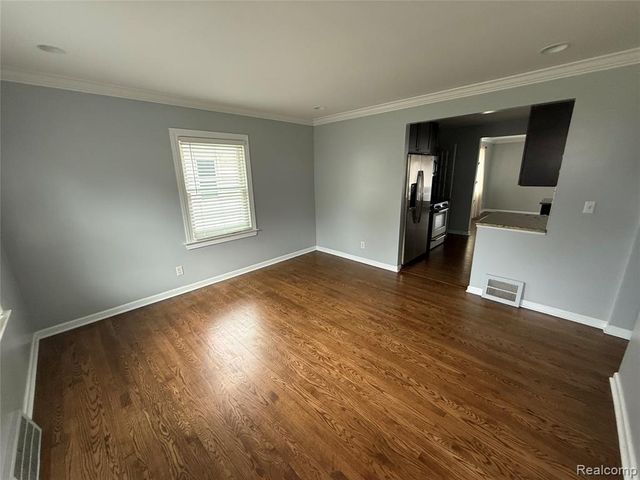 1320 Ferris Avenue, Royal Oak, MI 48067