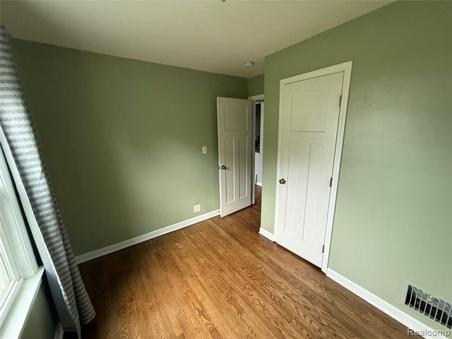 1320 Ferris Avenue, Royal Oak, MI 48067