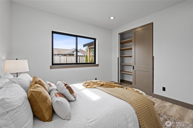 8227 Comox Road, Blaine, WA 98230