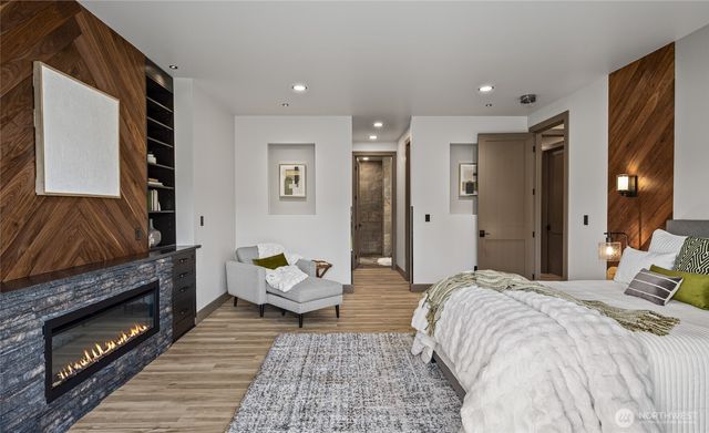 8227 Comox Road, Blaine, WA 98230