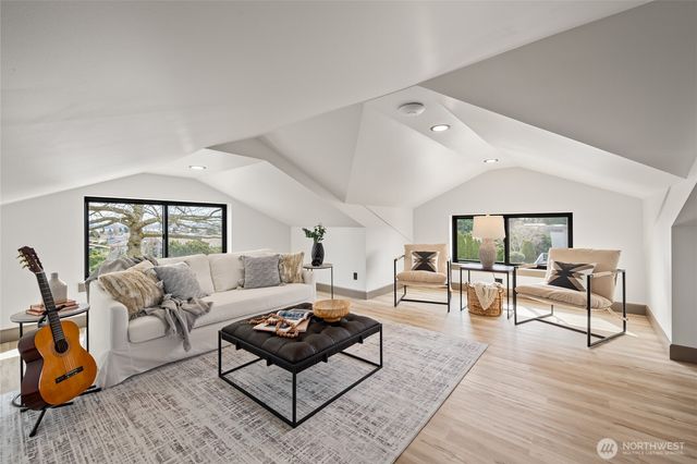 8227 Comox Road, Blaine, WA 98230