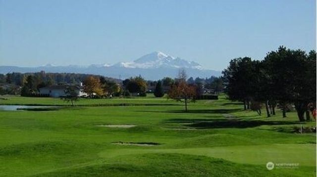 8227 Comox Road, Blaine, WA 98230